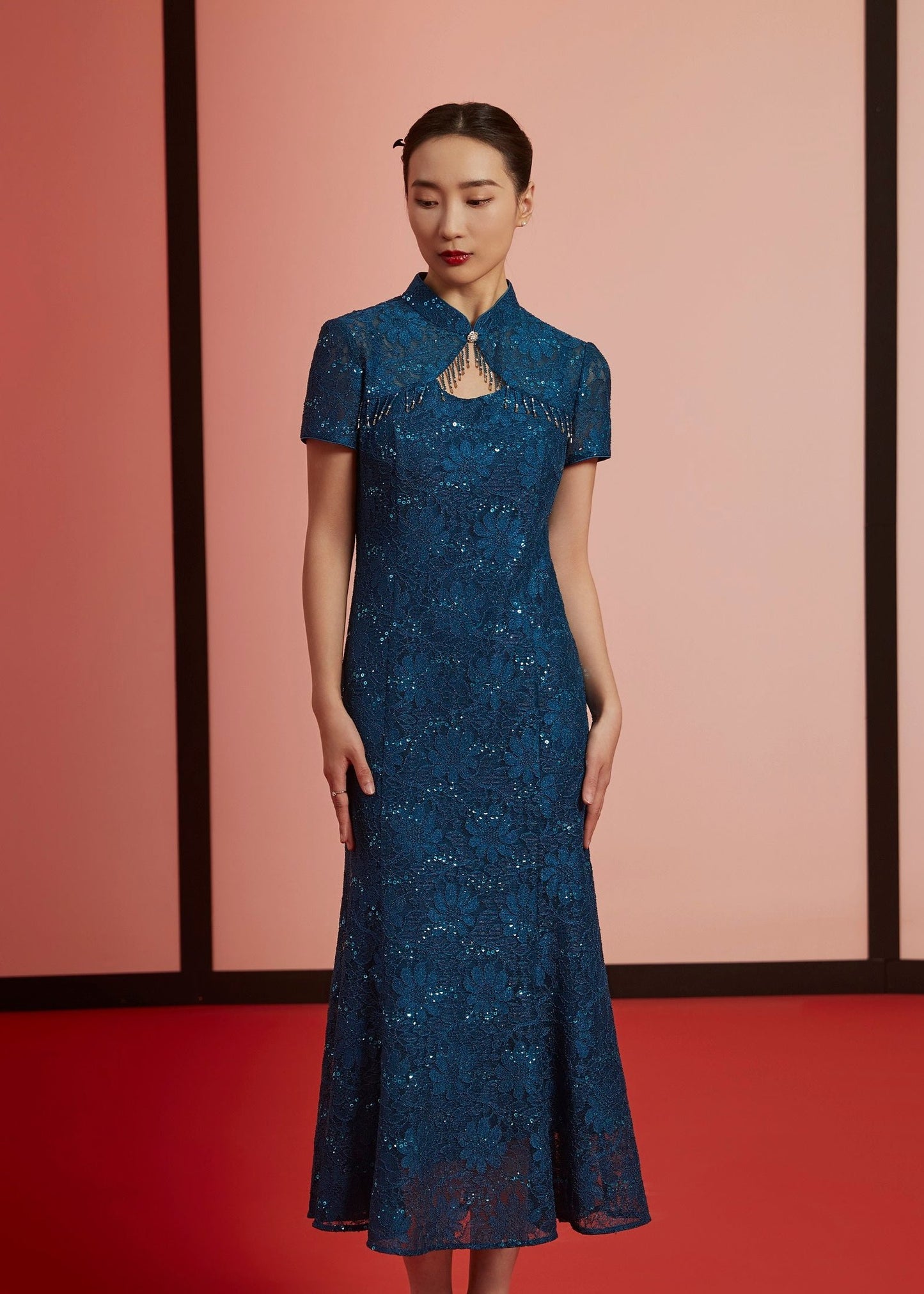 Elegance in Ocean Blue: Lace