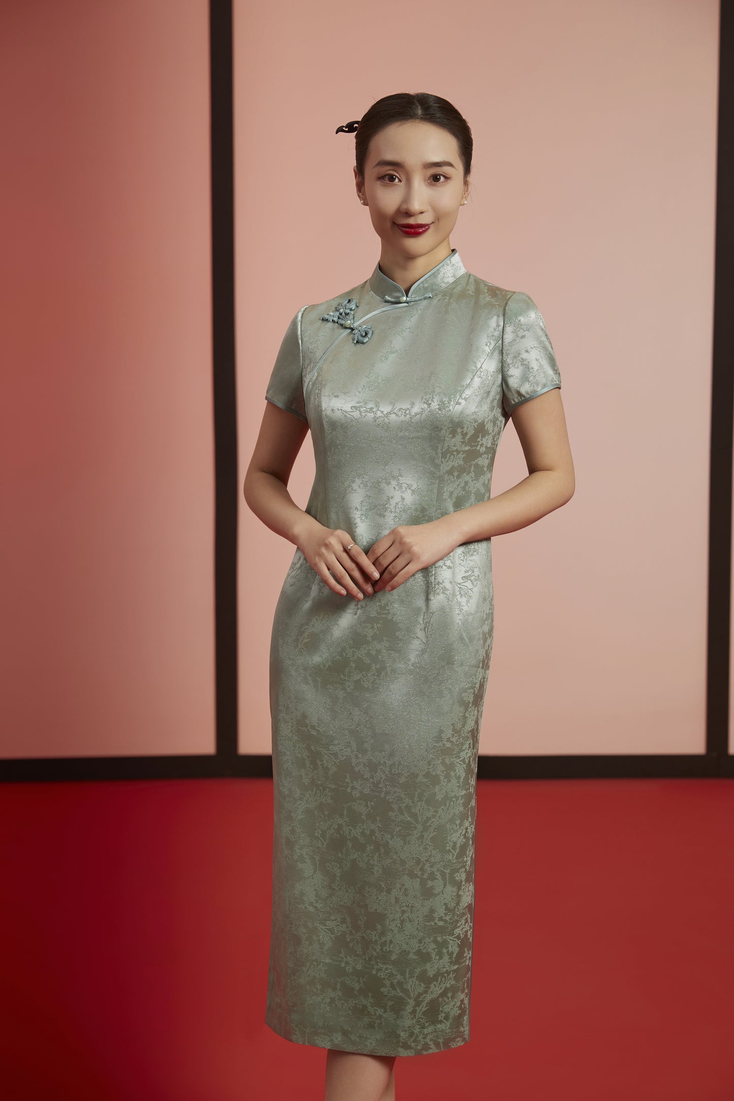Radiant Ruby Elegance- Green