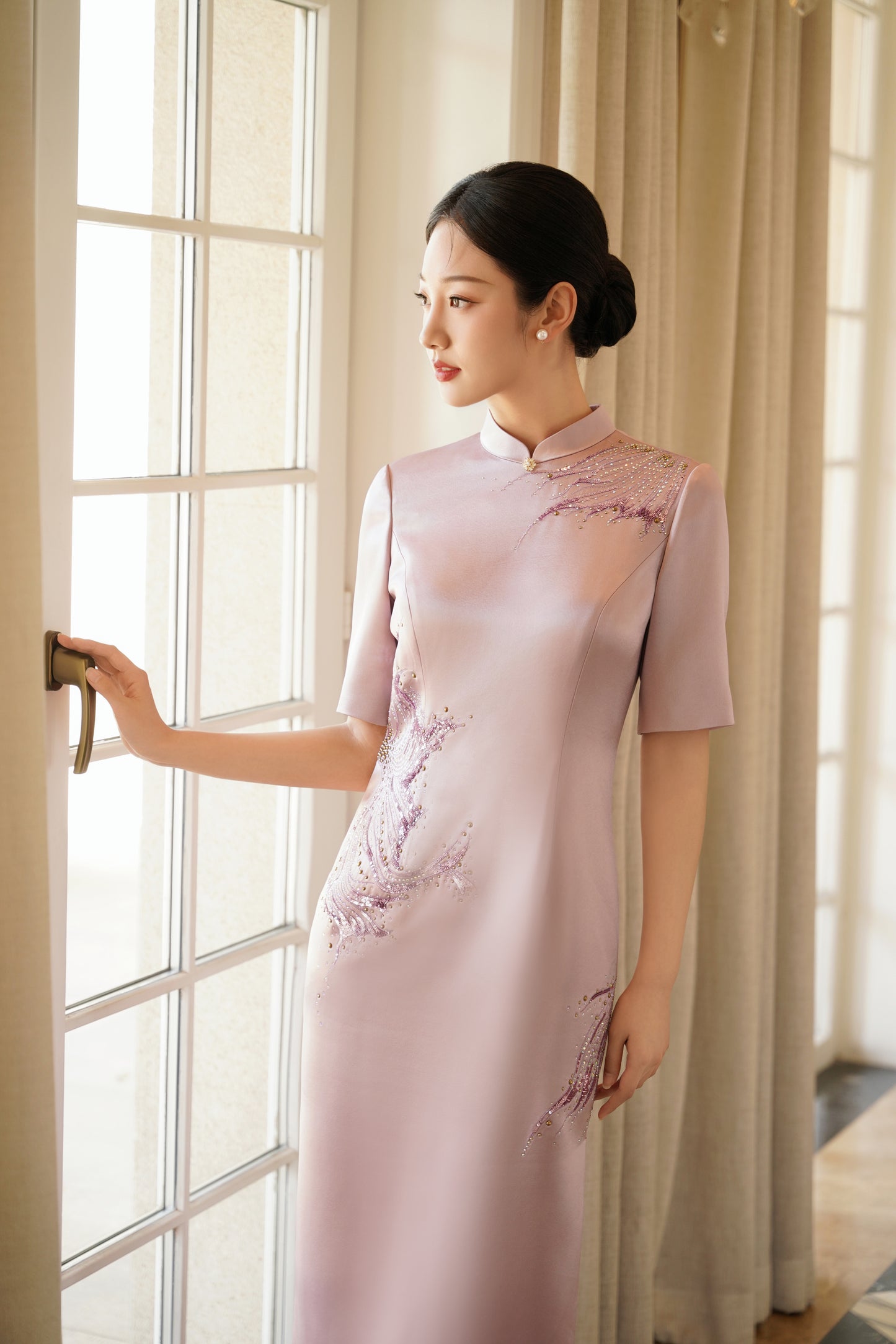 Radiant Fusion: Graceful Splendor - Lavender