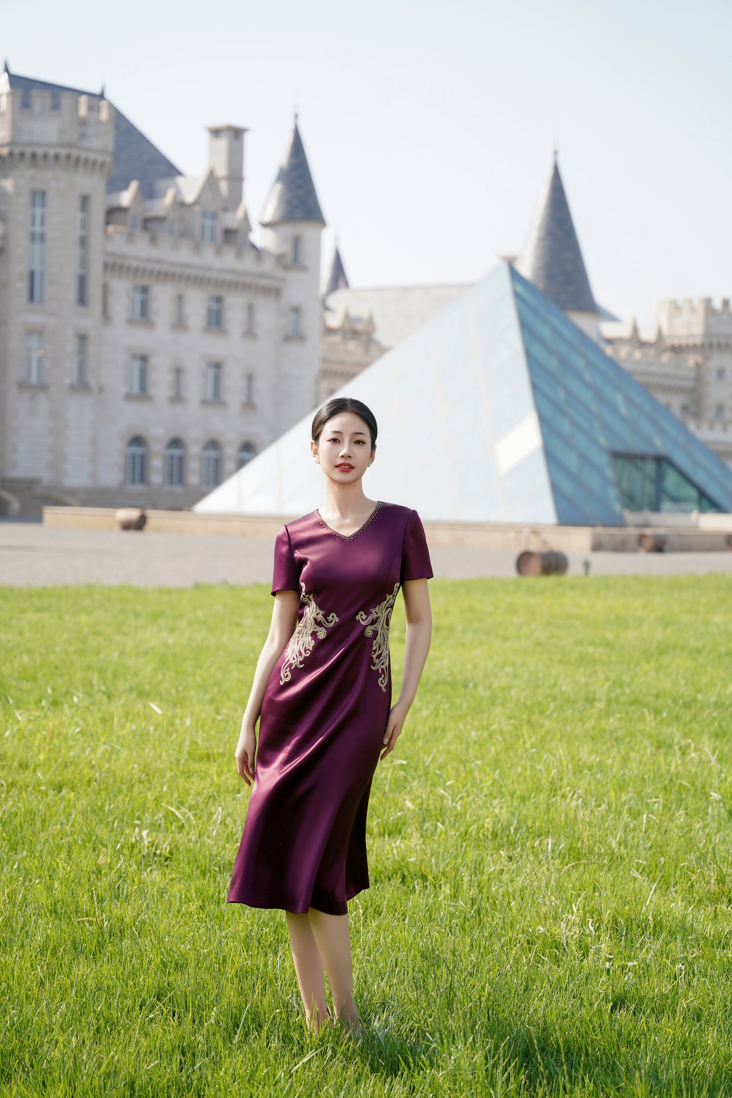 Romantic Elegance: Embellished Mermaid Gown - Bordeaux