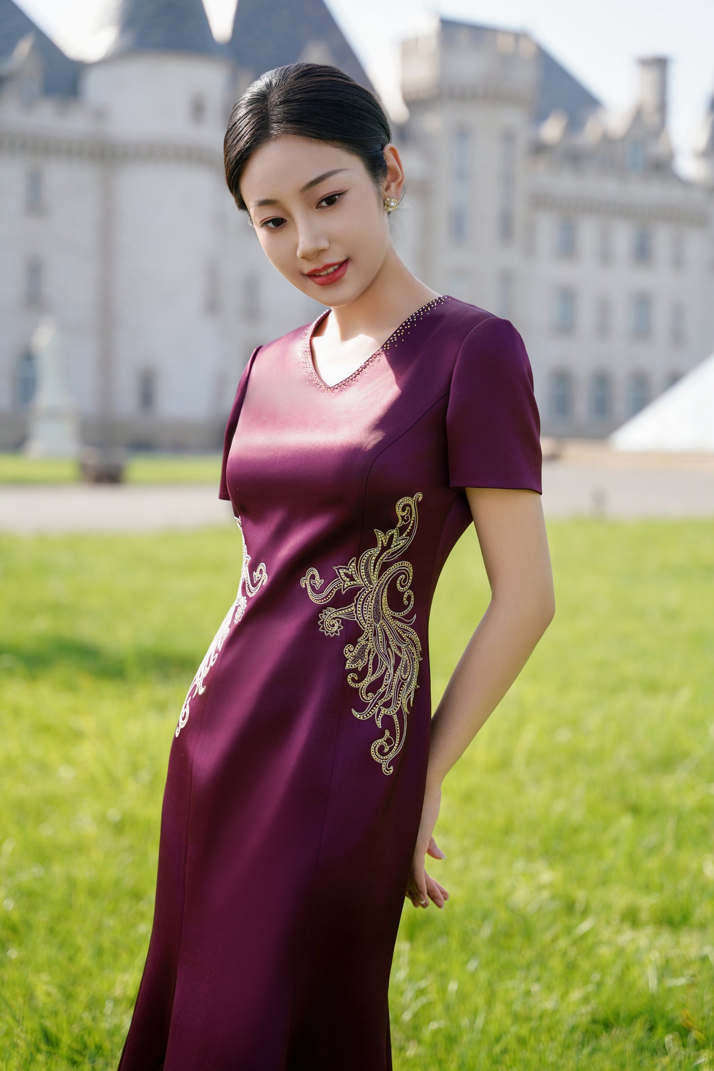 Romantic Elegance: Embellished Mermaid Gown - Bordeaux