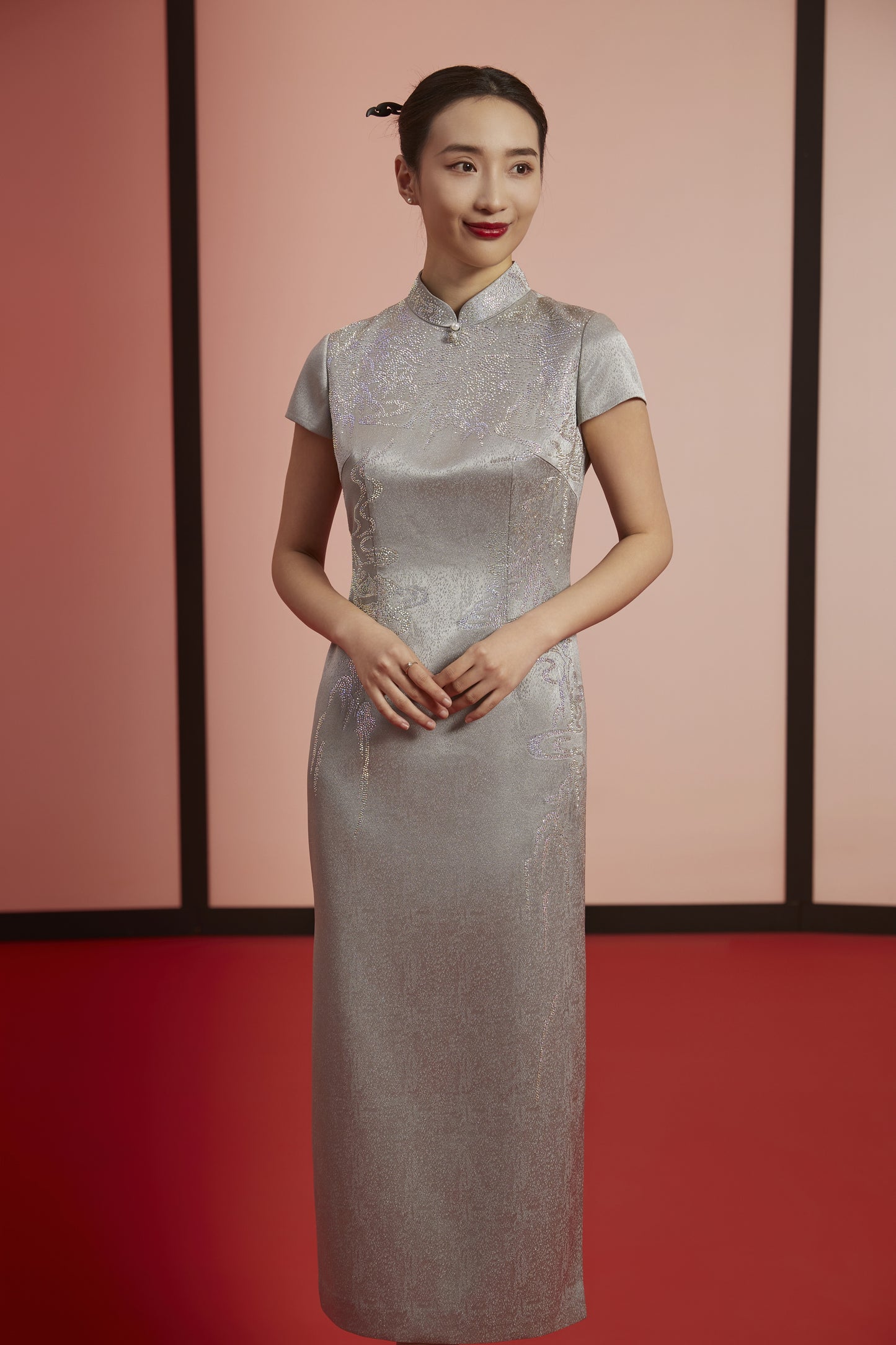 Golden Elegance: Embroidered Qipao-Silver Gray