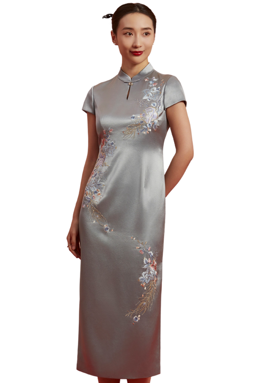 Elegant Serenity: Silver Embroidered Qipao-Silver Gray