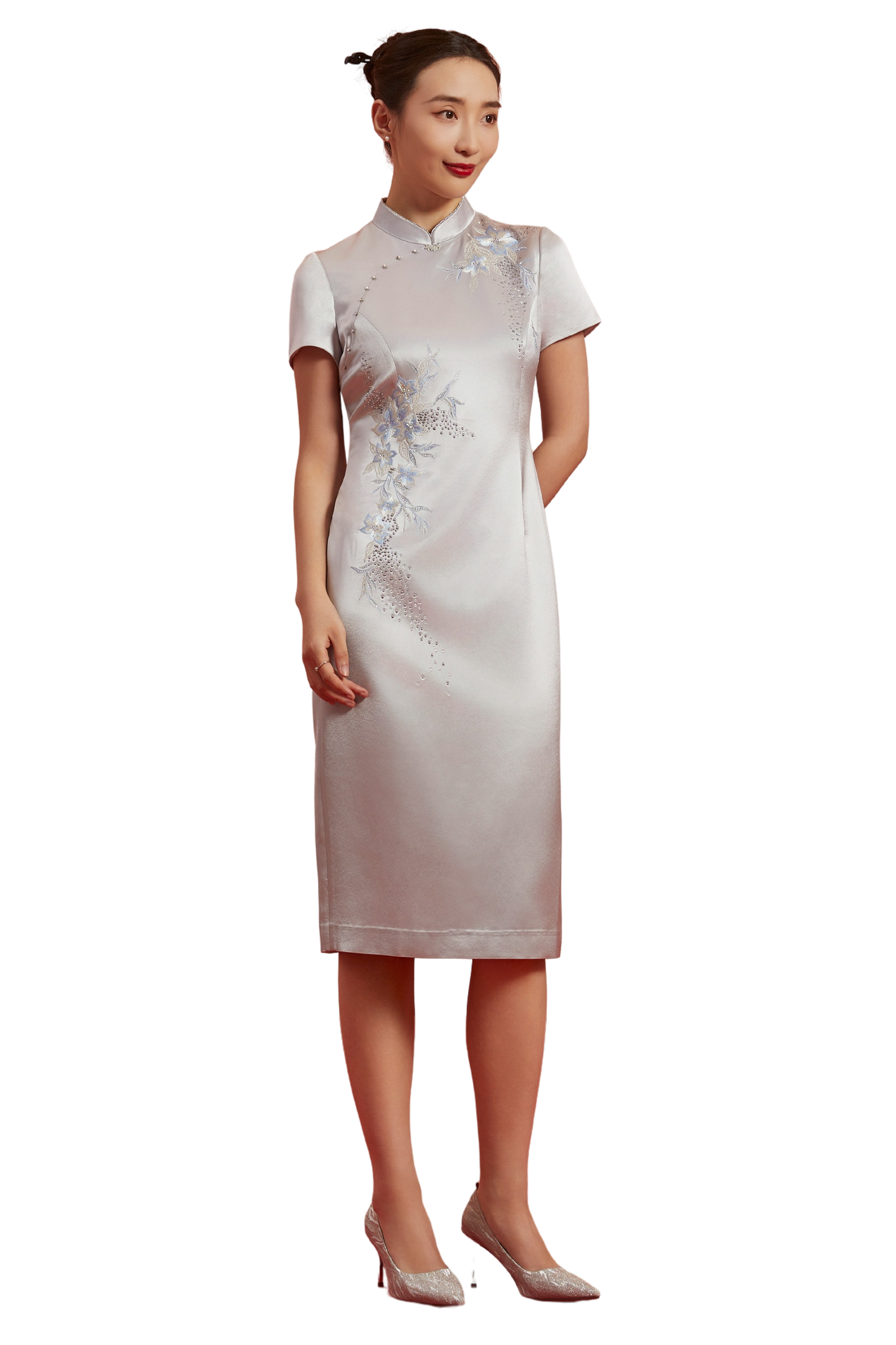 Enchanted Elegance: The Blossom Qipao-Silver gray