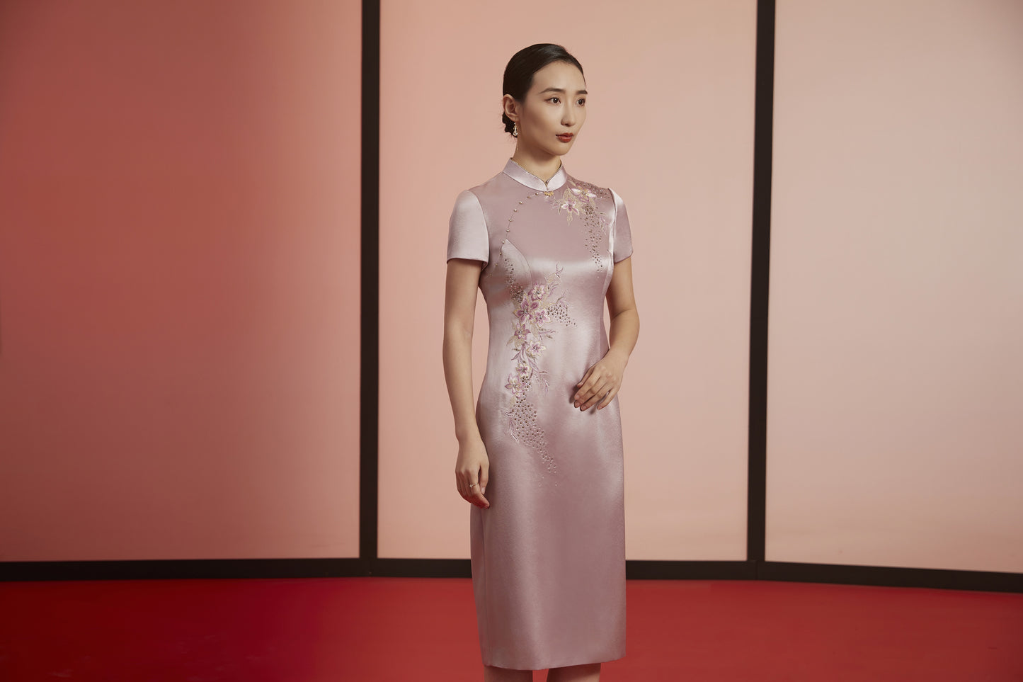 Enchanted Elegance: The Blossom Qipao-Taro