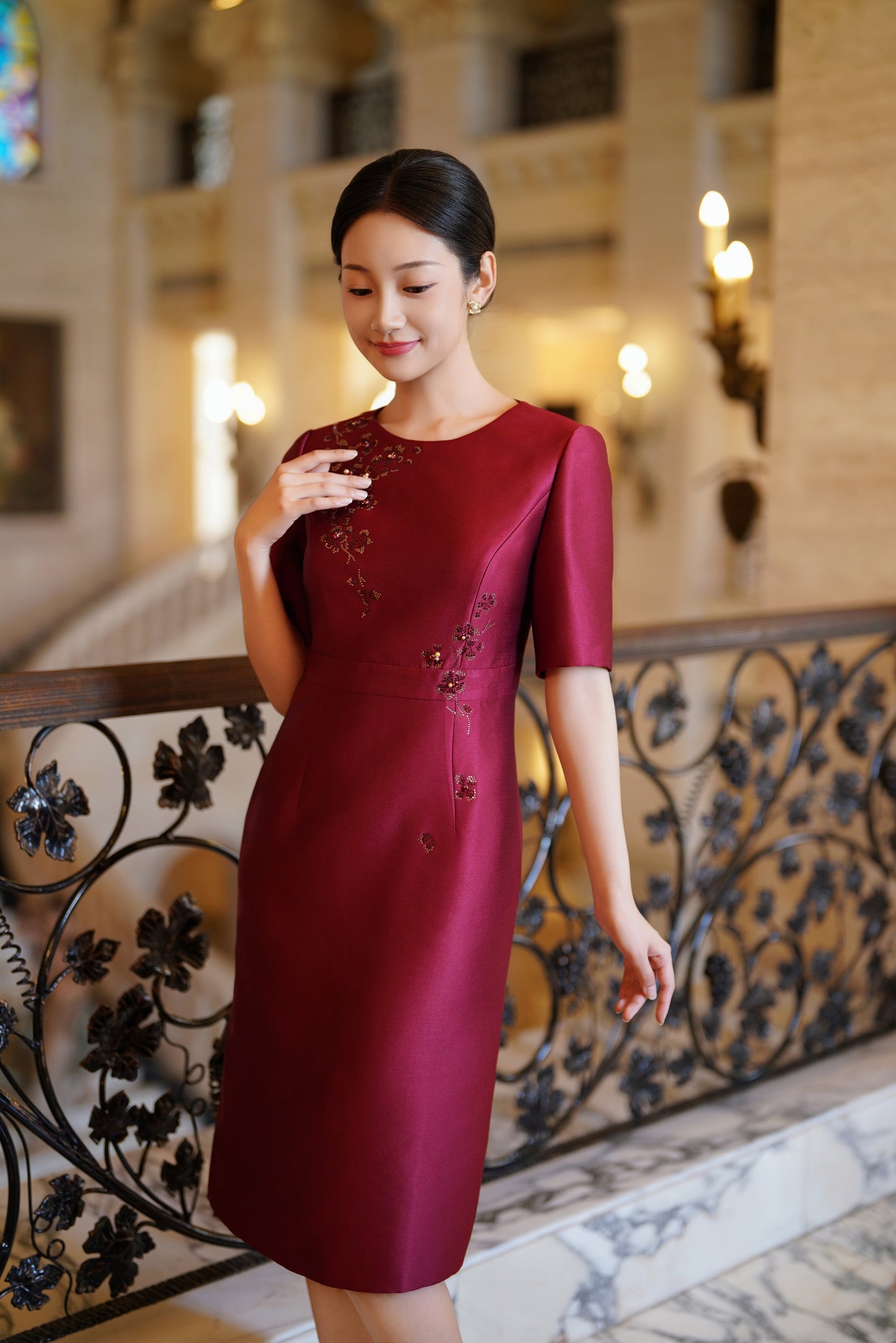 Blooming Elegance: Luxurious Floral Radiance-Burgundy